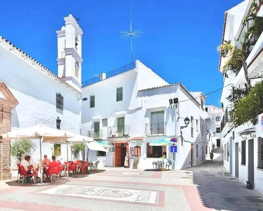 Holiday home Casa Rural Manantial De Las Jaras Istan